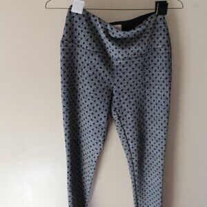 Chico's Zenergy High Rise Pull-On Polkadot Skinny Pants Size 0 (4/6) Pre-Loved